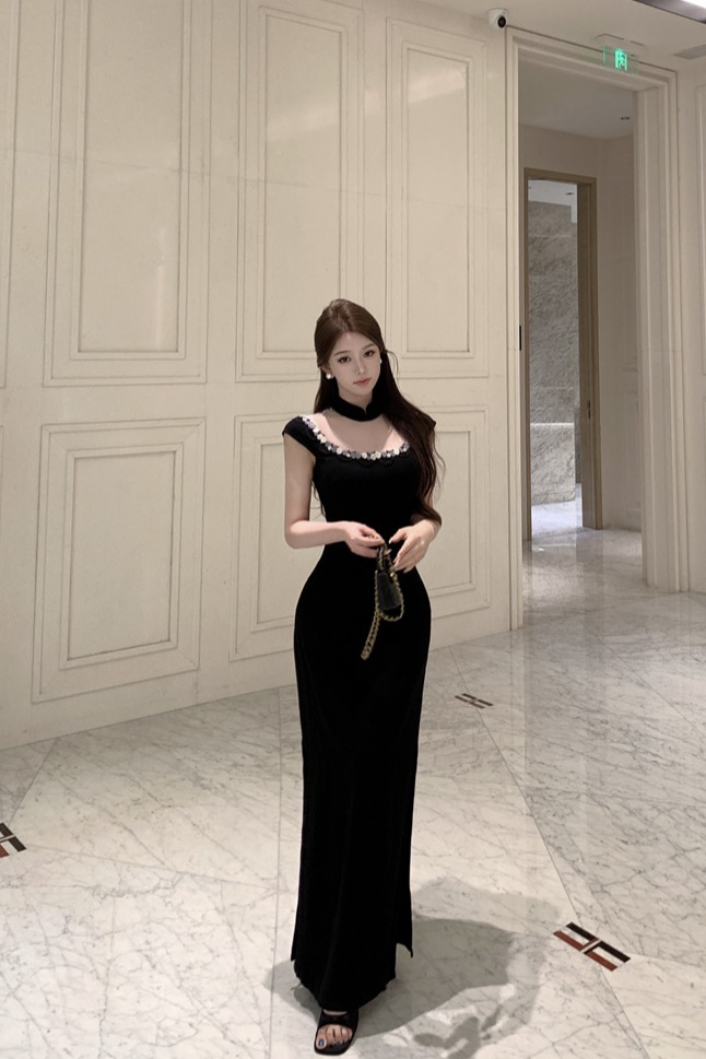 Sand-Washed 100% Linen Little Black Qipao Dress - Image 5