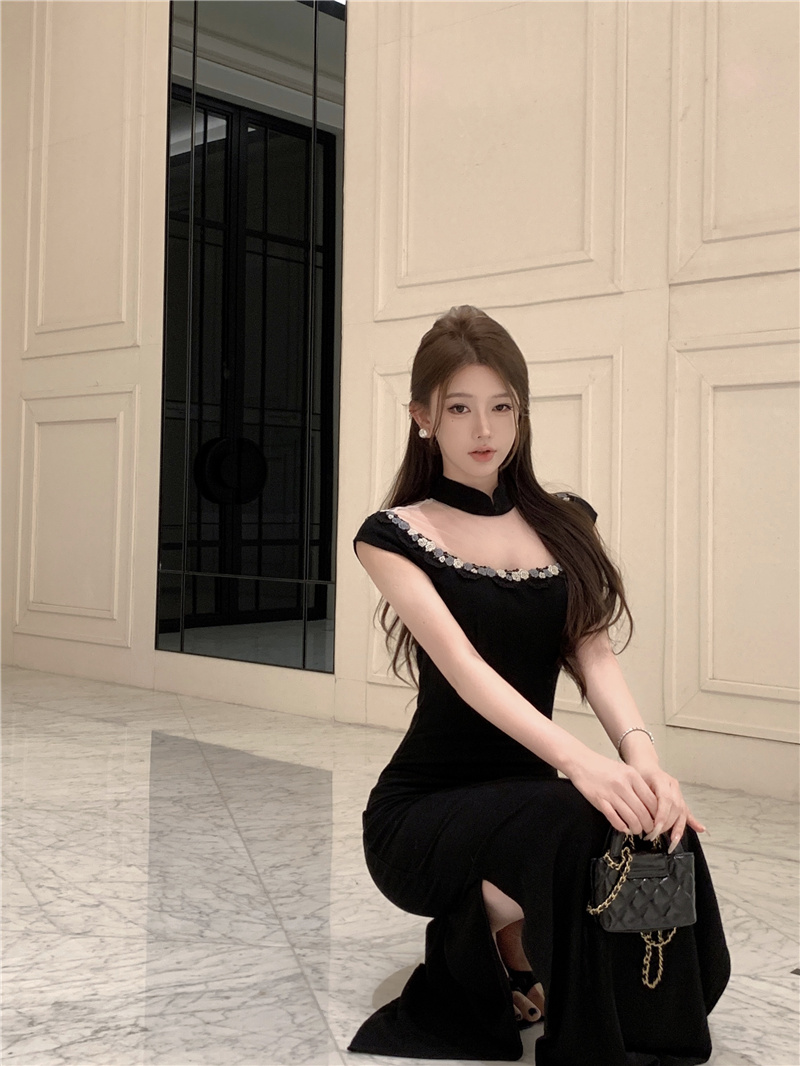 Sand-Washed 100% Linen Little Black Qipao Dress - Image 3