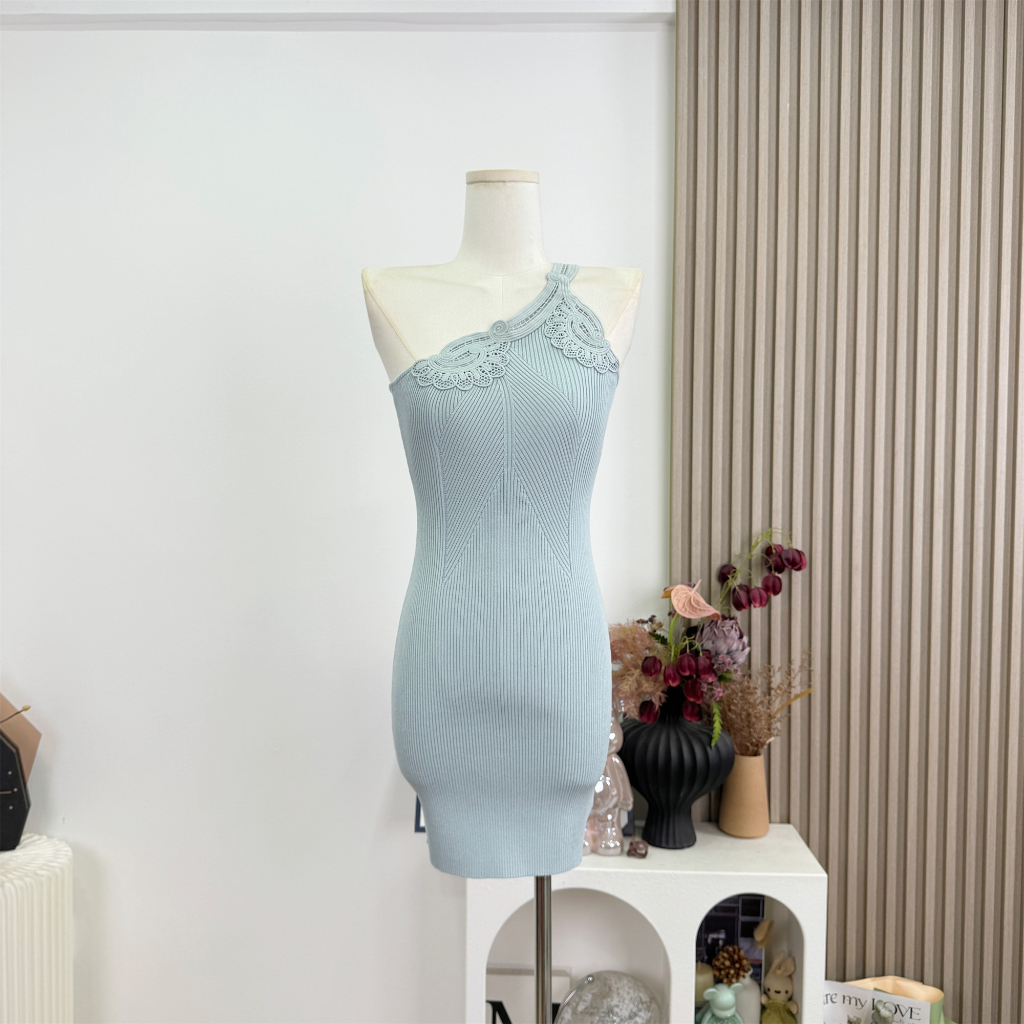 Hotdog Unique One-Shoulder Knitted Bodycon Dress for Women - Image 3